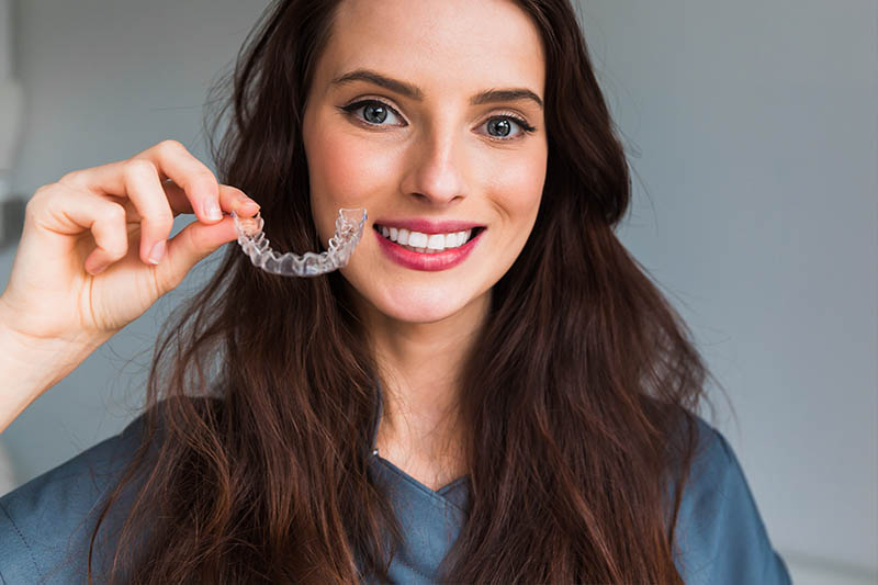 Orthodontics in Long Beach, CA - Braces and Aligners in 90807